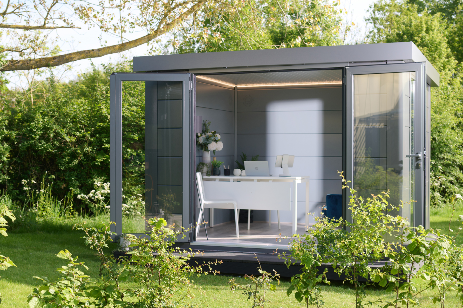 Como 2 Garden Office - Image 5