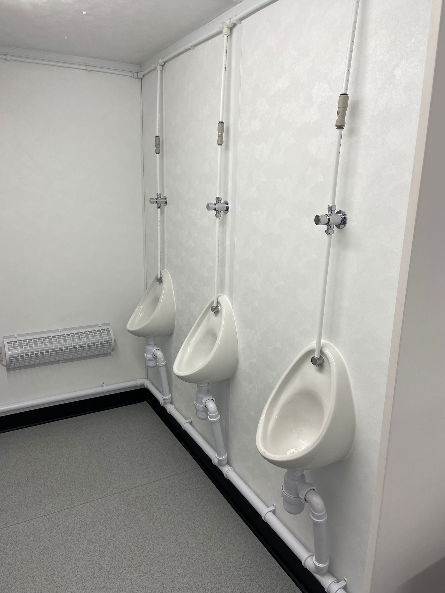 4+1 Steel Toilet 20ft x 9ft - Image 3